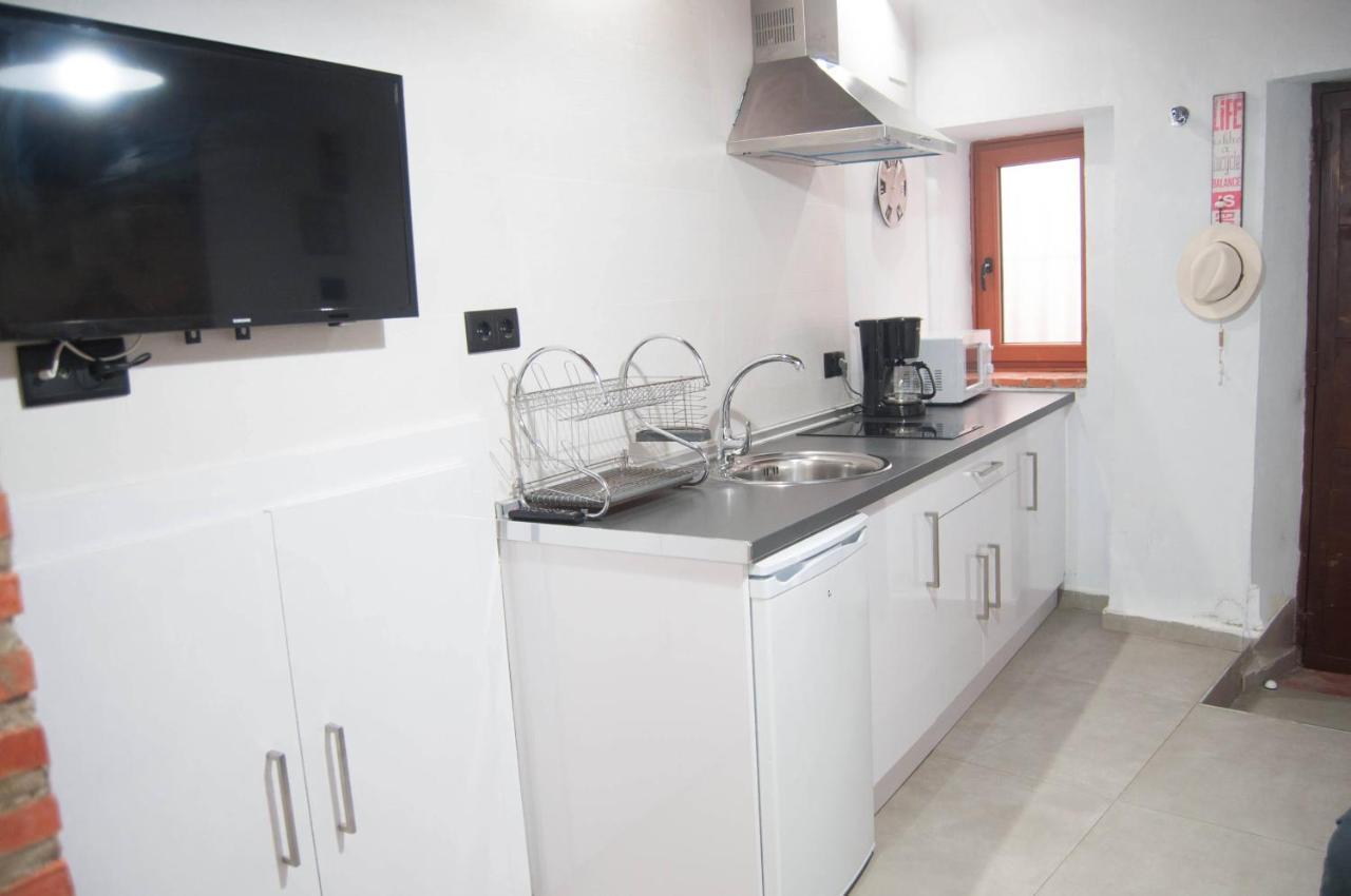 Caleros 8 Estudio - Apartamentos De La Parte Antigua De Caces Dış mekan fotoğraf
